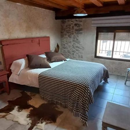 Casa Del Abuelo Pedro Pensionat Las Majadas Eksteriør billede