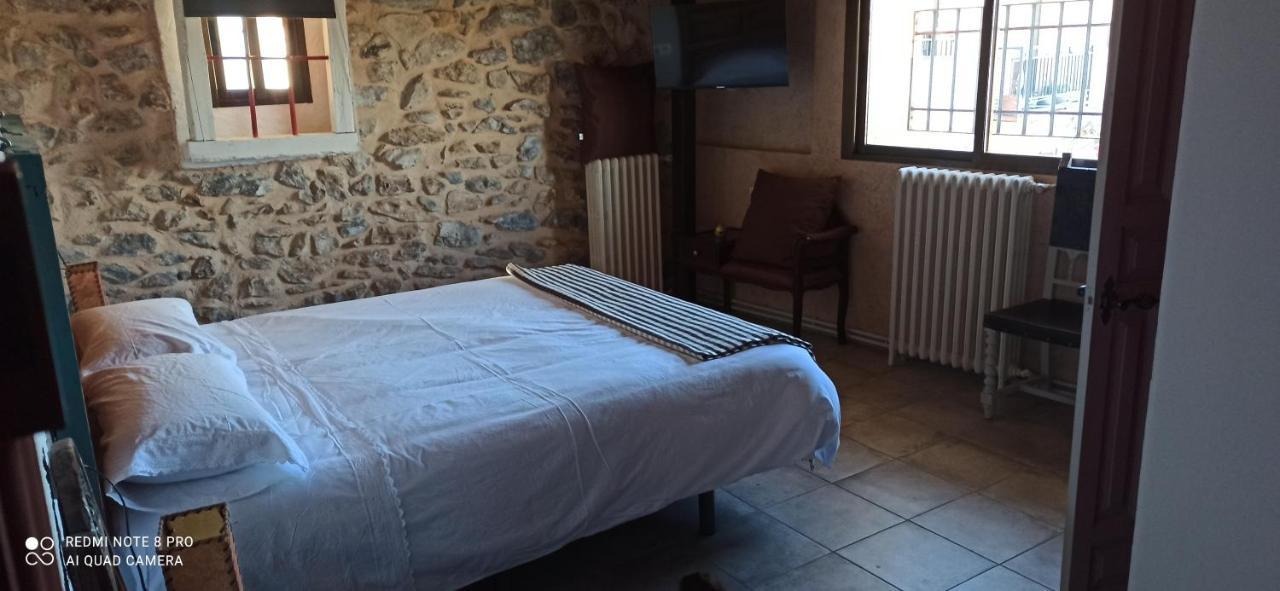 Casa Del Abuelo Pedro Pensionat Las Majadas Eksteriør billede