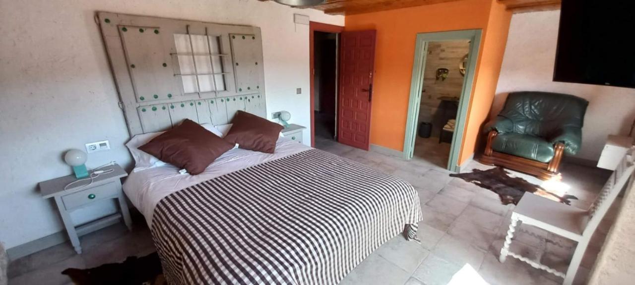 Casa Del Abuelo Pedro Pensionat Las Majadas Eksteriør billede